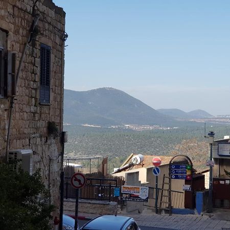 דירת נופש בוטיק - נוף לרבי שמעון Apartment Safed Exterior photo